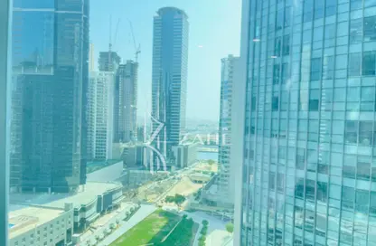 مكتب - استوديو - 1 حمام للايجار في القمة - الخليج التجاري - دبي