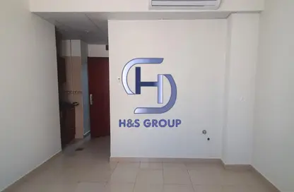 Apartment - Studio - 1 Bathroom for rent in Muwailih Building - Muwaileh - Sharjah