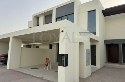 Townhouse - 3 Bedrooms - 4 Bathrooms for sale in Shams Townhouses - Town Square - Dubai Townhouse - 3 Bedrooms - 4 Bathrooms for sale in Shams Townhouses - Town Square - Dubai