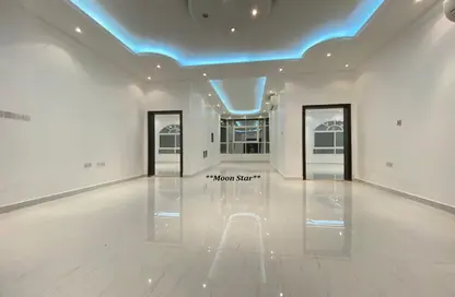 Empty Room image for: Apartment - 4 Bedrooms - 3 Bathrooms for rent in Khalifa City A Villas - Khalifa City A - Khalifa City - Abu Dhabi, Image 1