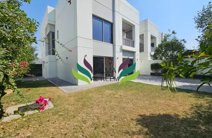Villa - 5 Bedrooms - 6 Bathrooms for rent in Umm Suqeim 1 Villas - Umm Suqeim 1 - Umm Suqeim - Dubai