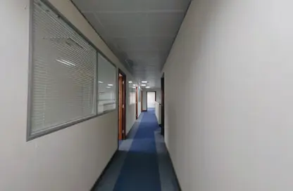 Office Space - Studio - 1 Bathroom for rent in Ben Karm Tower - Hamdan Street - Abu Dhabi