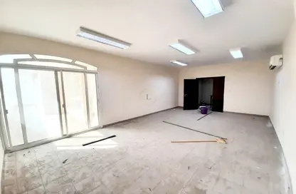 Empty Room image for: Apartment - 3 Bedrooms - 4 Bathrooms for rent in Shabhanat Asharij - Asharej - Al Ain, Image 1