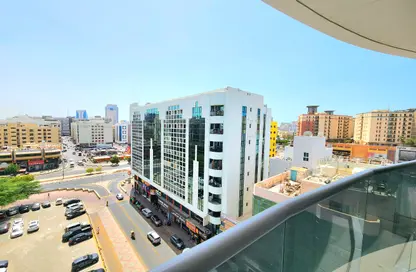 Apartment - 3 Bedrooms - 3 Bathrooms for rent in Al Jazeira Road - Al Muraqqabat - Deira - Dubai