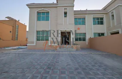 فيلا - 5 غرف نوم - 6 حمامات للايجار في مدينة خليفة - أبوظبي فيلا - 5 غرف نوم - 6 حمامات للايجار في مدينة خليفة - أبوظبي