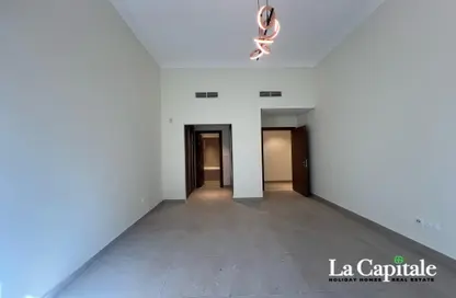 Apartment - 2 Bedrooms - 3 Bathrooms for sale in Qamar 4 - Madinat Badr - Al Muhaisnah - Dubai