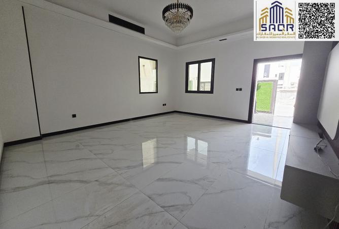 14712594 - Property Image 3