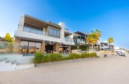 Villa - 5 Bedrooms - 6 Bathrooms for sale in Palm Jumeirah Frond N - Palm Jumeirah - Dubai