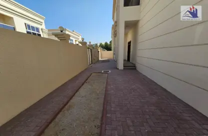 Villa - 5 Bedrooms - 7 Bathrooms for rent in Al Fayha - Al Sharq - Sharjah