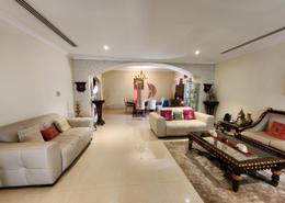 Villa - 4 bedrooms - 5 bathrooms for rent in Meadows 2 - Meadows - Dubai