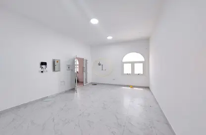Apartment - 2 Bedrooms - 3 Bathrooms for rent in Shi'bat Al Wutah - Al Ain