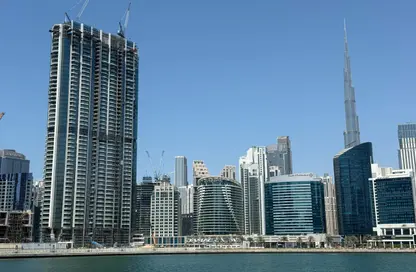 Apartment - 1 Bedroom - 1 Bathroom for sale in Peninsula Three - Peninsula - Business Bay - Dubai