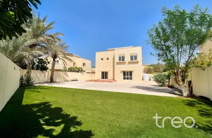 Villa - 3 Bedrooms - 4 Bathrooms for rent in Meadows 9 - Meadows - Dubai