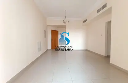 شقة - غرفة نوم - 2 حمامات للايجار في شارع تالياتلا ​ - النهدة - الشارقة