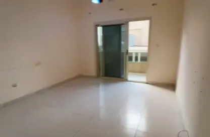 Apartment - 1 Bedroom - 2 Bathrooms for sale in Al Taawun Street - Al Taawun - Sharjah