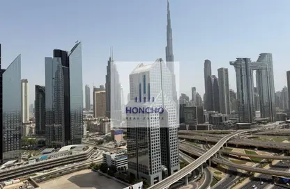 Apartment - 2 Bedrooms - 3 Bathrooms for rent in Al Meraikhi Tower - Sheikh Zayed Road - Dubai