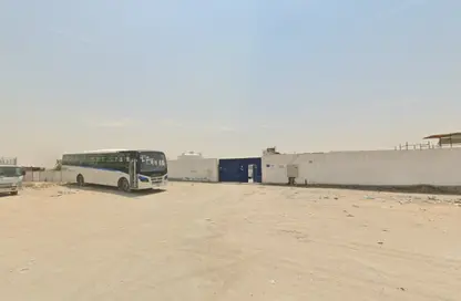 سكن عمال - استوديو - 8 حمامات للبيع في الصجعة الصناعية - آلصجعه - الشارقة