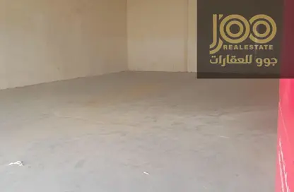Warehouse - Studio - 1 Bathroom for rent in Umm Al Thuoob - Umm Al Quwain