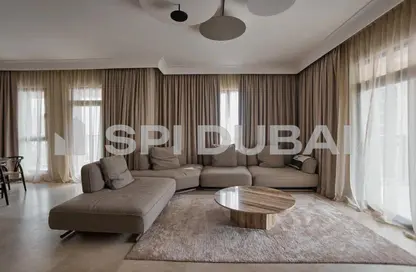 Apartment - 4 Bedrooms - 5 Bathrooms for rent in Rahaal 2 - Madinat Jumeirah Living - Umm Suqeim - Dubai