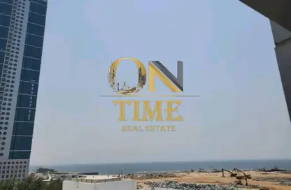 شقة - 2 غرف نوم - 2 حمامات للايجار في مساكن كورنيش عجمان - طريق كورنيش عجمان - عجمان