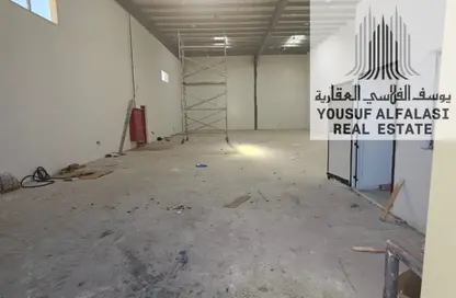 مستودع - استوديو - 2 حمامات للايجار في أم الثعوب - أم القيوين
