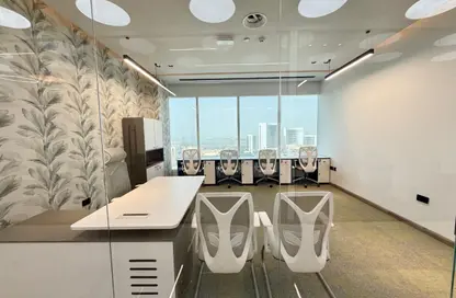 Office Space - Studio - 4 Bathrooms for rent in Dubai Healthcare City - Bur Dubai - Dubai