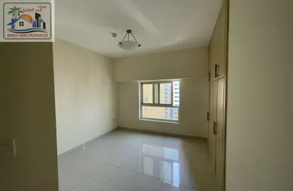 Apartment - 3 Bedrooms - 4 Bathrooms for rent in Al Khan Lagoon - Al Khan - Sharjah