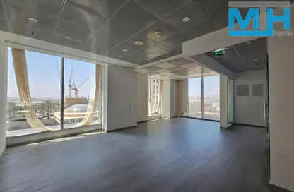 Office Space - Studio - 1 Bathroom for rent in Al Habtoor Business Tower - Dubai Marina - Dubai