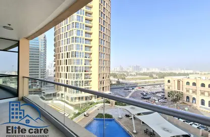 شقة - 3 غرف نوم - 5 حمامات للايجار في يونايتد سكوير - الخالدية - أبوظبي