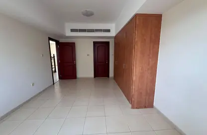 فيلا - 4 غرف نوم - 5 حمامات للايجار في شارع هور العنز - هور العنز - ديرة - دبي