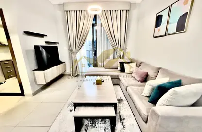 Apartment - 1 Bedroom - 2 Bathrooms for rent in Jumeirah Garden City - Al Satwa - Dubai