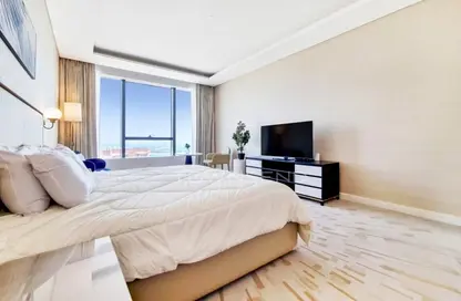 Apartment - Studio - 1 Bathroom for sale in The Palm Tower - Palm Jumeirah - Dubai