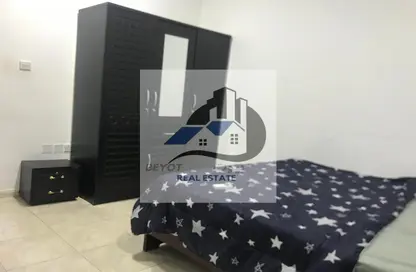 شقة - غرفة نوم - 2 حمامات للايجار في مساكن كورنيش عجمان - طريق كورنيش عجمان - عجمان