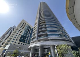 صورة لـ التصميم الخارجي للمبنى في برج هورايزون