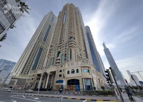 صورة لـ التصميم الخارجي للمبنى في مارينا كراون 1