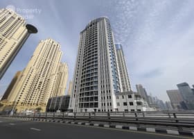 صورة لـ التصميم الخارجي للمبنى في رصيف المينا