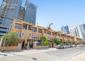 صورة لـ التصميم الخارجي للمبنى في إنديجو فيل 3