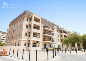 صورة لـ التصميم الخارجي للمبنى في بينيت هاوس 1