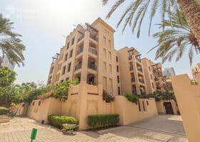 صورة لـ التصميم الخارجي للمبنى في كمون 4