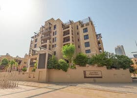 صورة لـ التصميم الخارجي للمبنى في زعفران 5