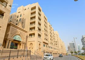 صورة لـ التصميم الخارجي للمبنى في الميل الذهبي 3