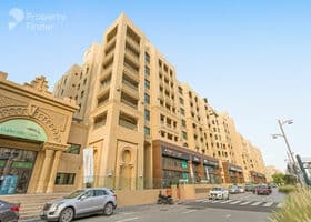 صورة لـ التصميم الخارجي للمبنى في الميل الذهبي 8