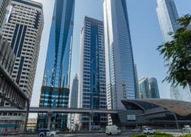 صورة لـ التصميم الخارجي للمبنى في برج الواحة