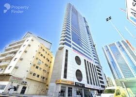 صورة لـ التصميم الخارجي للمبنى في برج كابيتال