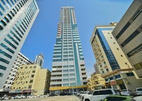 صورة لـ التصميم الخارجي للمبنى في برج الفراسة