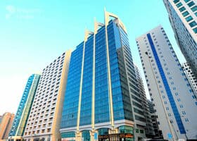 صورة لـ التصميم الخارجي للمبنى في برج ال 3 أشرعة