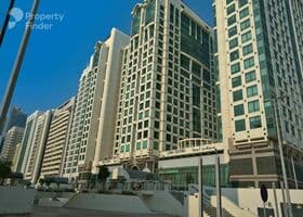 صورة لـ التصميم الخارجي للمبنى في برج ليوا سنتر رقم 1