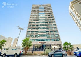 صورة لـ التصميم الخارجي للمبنى في برج يونى استايت الرياضية