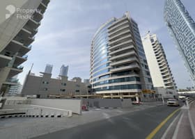 صورة لـ التصميم الخارجي للمبنى في درة المرسى