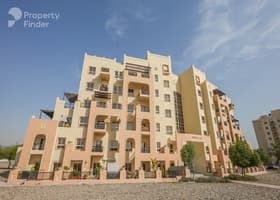 صورة لـ التصميم الخارجي للمبنى في 23 الرمث